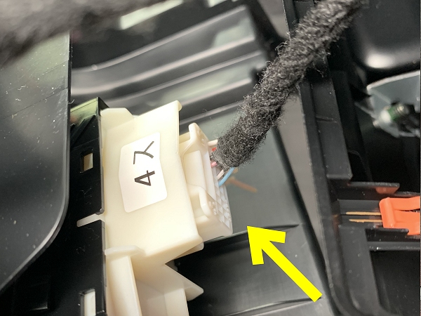 LA850S アイドリングストップキャンセラー